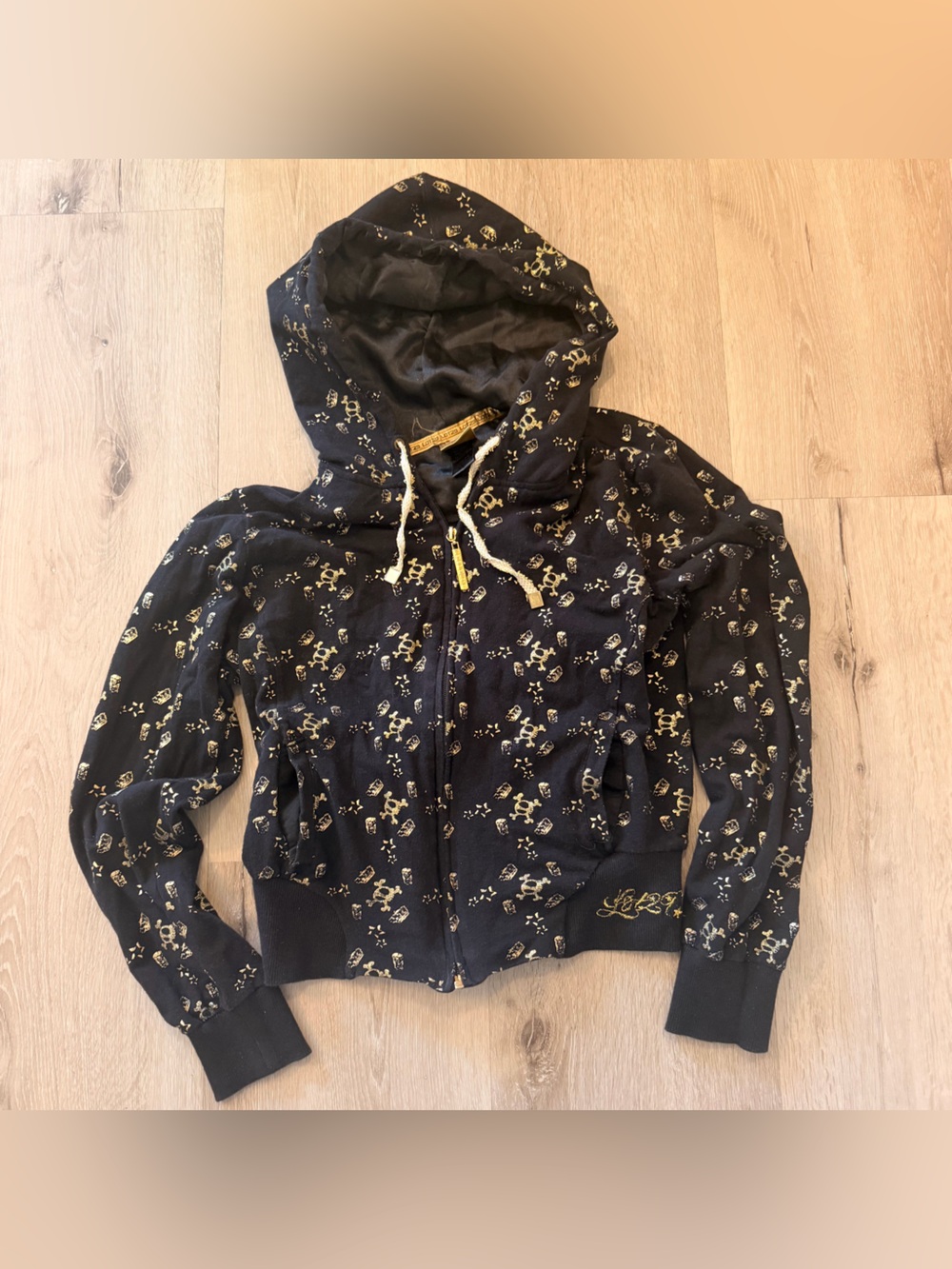 Vintage Deadstock Y2K Lot29 Premium Wear Gold Metallic Skull Cropped Zip Hoodie